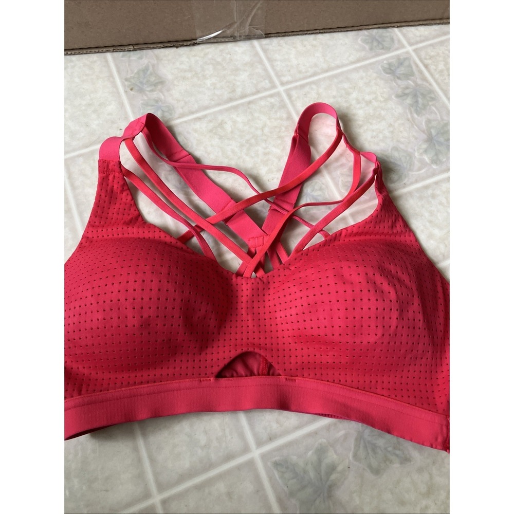 Victoria Sport 34C Strawberry Pink Strappy Crossback Padded Sports Bra‎ VSX